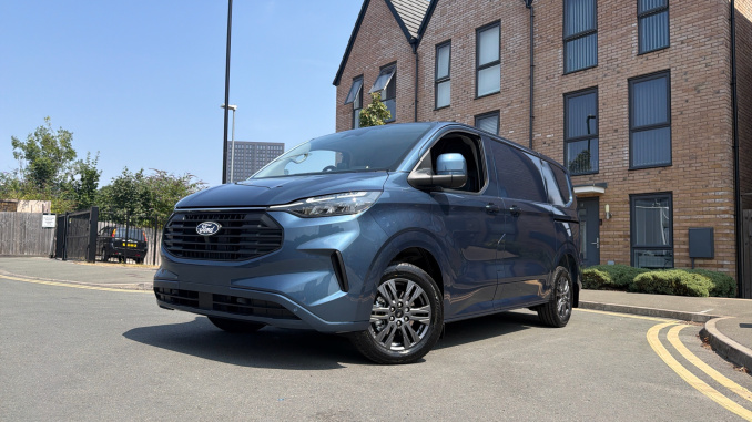Ford Transit Custom 280 L1 Diesel Fwd 2.0 EcoBlue 136ps H1 Van Limited Auto - Image 31